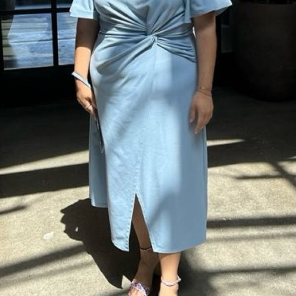 Elegant Blue Women's Dress - Picture 3 of 5